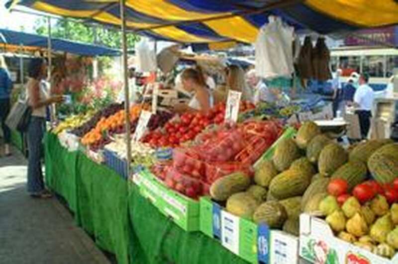 Produce & Fruit Market